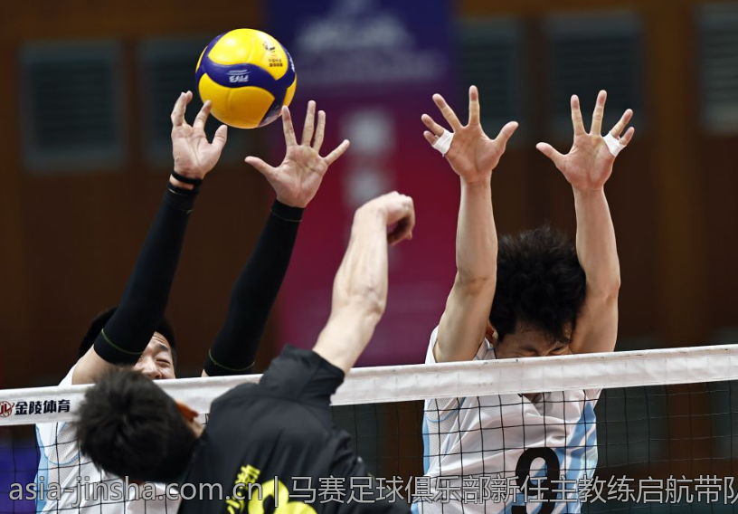 马赛足球俱乐部新任主教练启航带队实现新突破